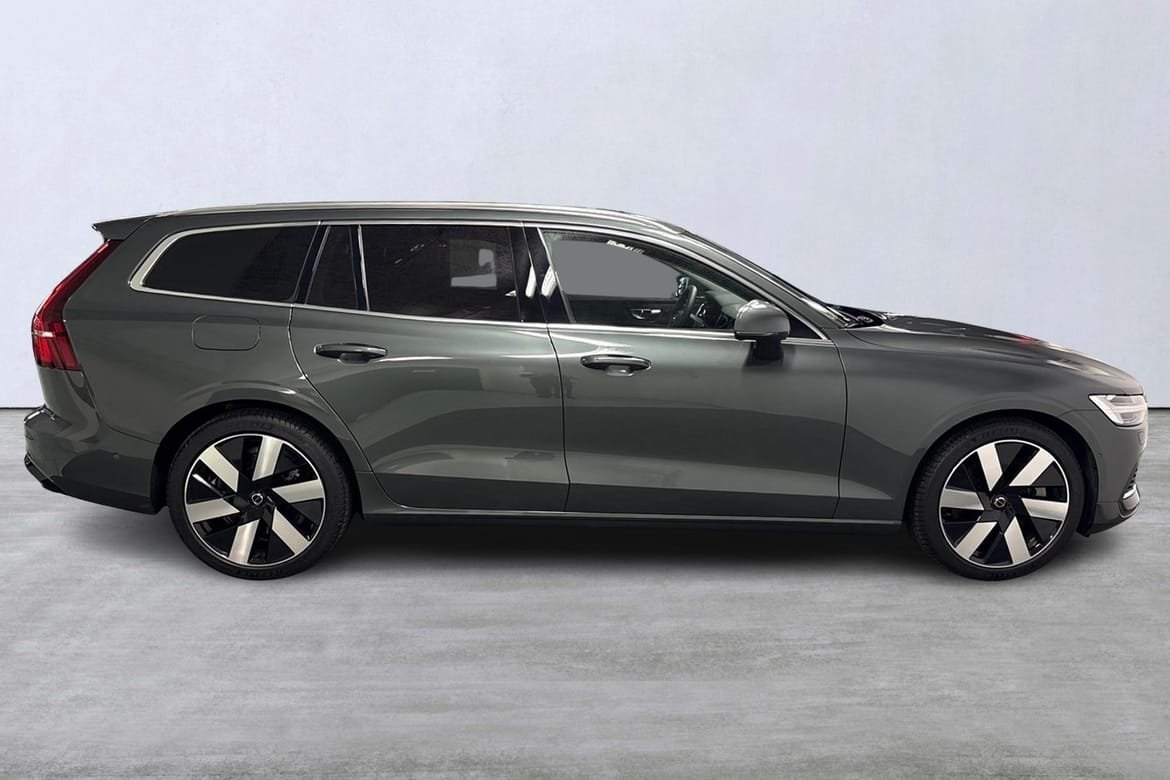 Volvo V60 T6 Plus Bright Nordic Edition 2026, bild 3/10