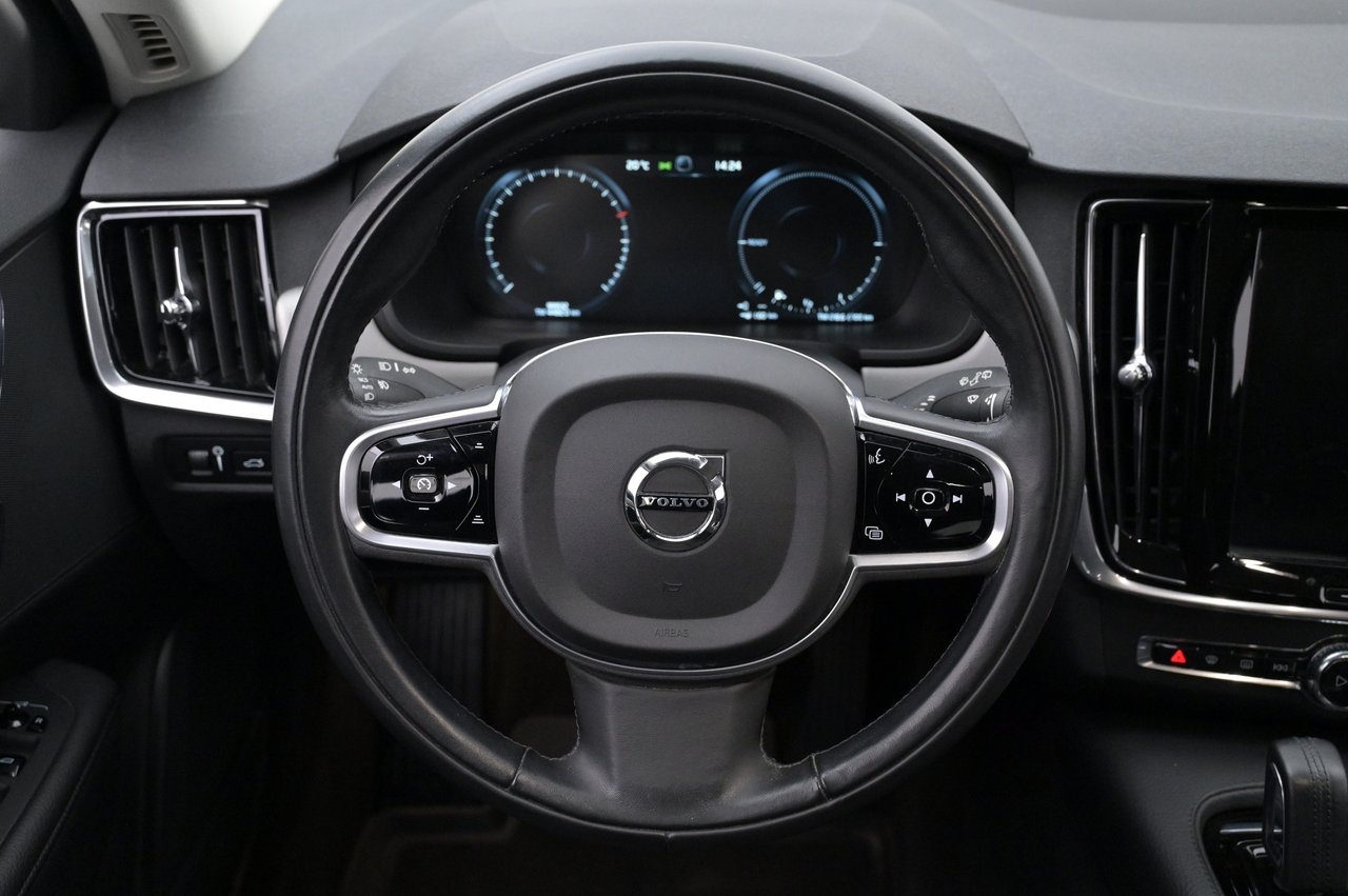 Volvo V90 Recharge T6 AWD Momentum Adv 2021, bild 7/10