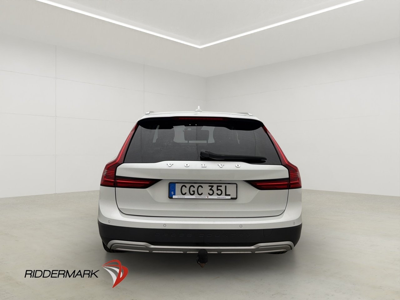 Volvo V90 Cross Country 2021, photo 6/34