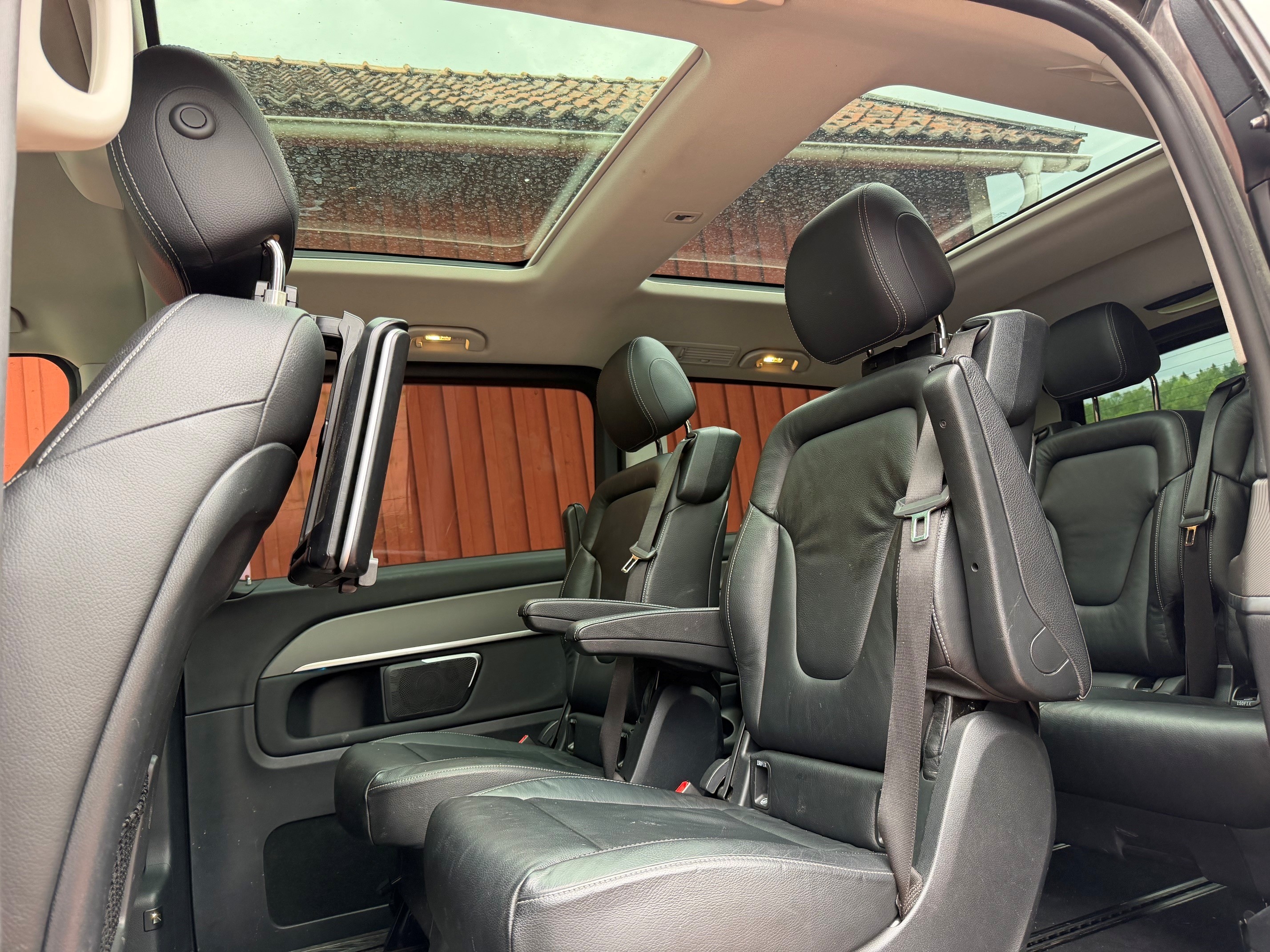 Mercedes-Benz V 2018, bild 2/5
