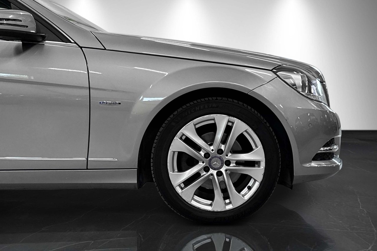 Mercedes-Benz C 220 T CDI Avantgarde 2012, bild 3/10