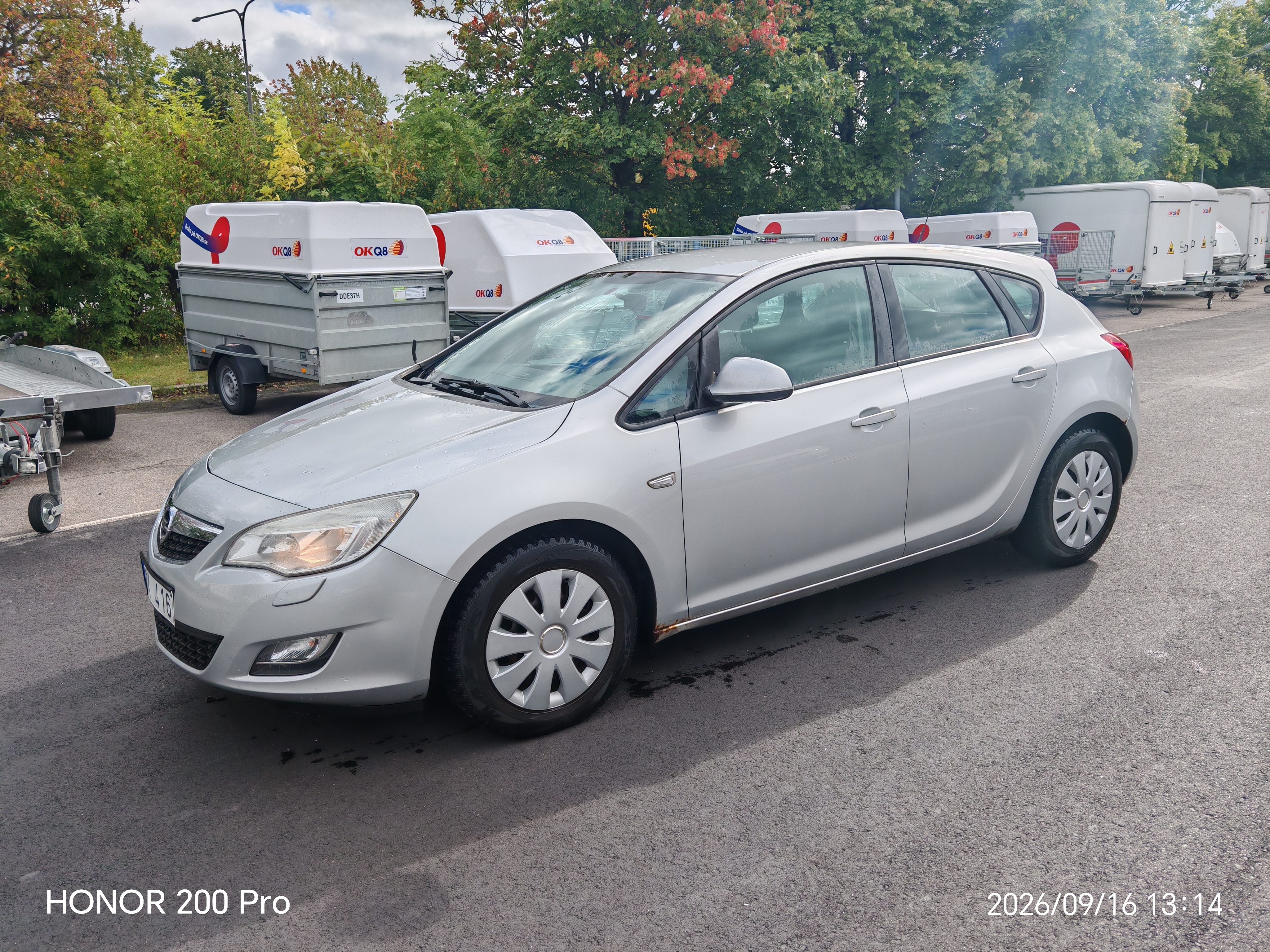 Opel Astra 1.6 Manuell 2011, bild 7/10