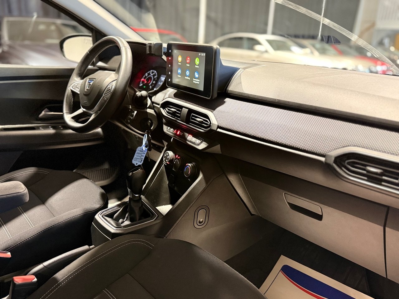 Dacia Sandero 2021, bild 6/10