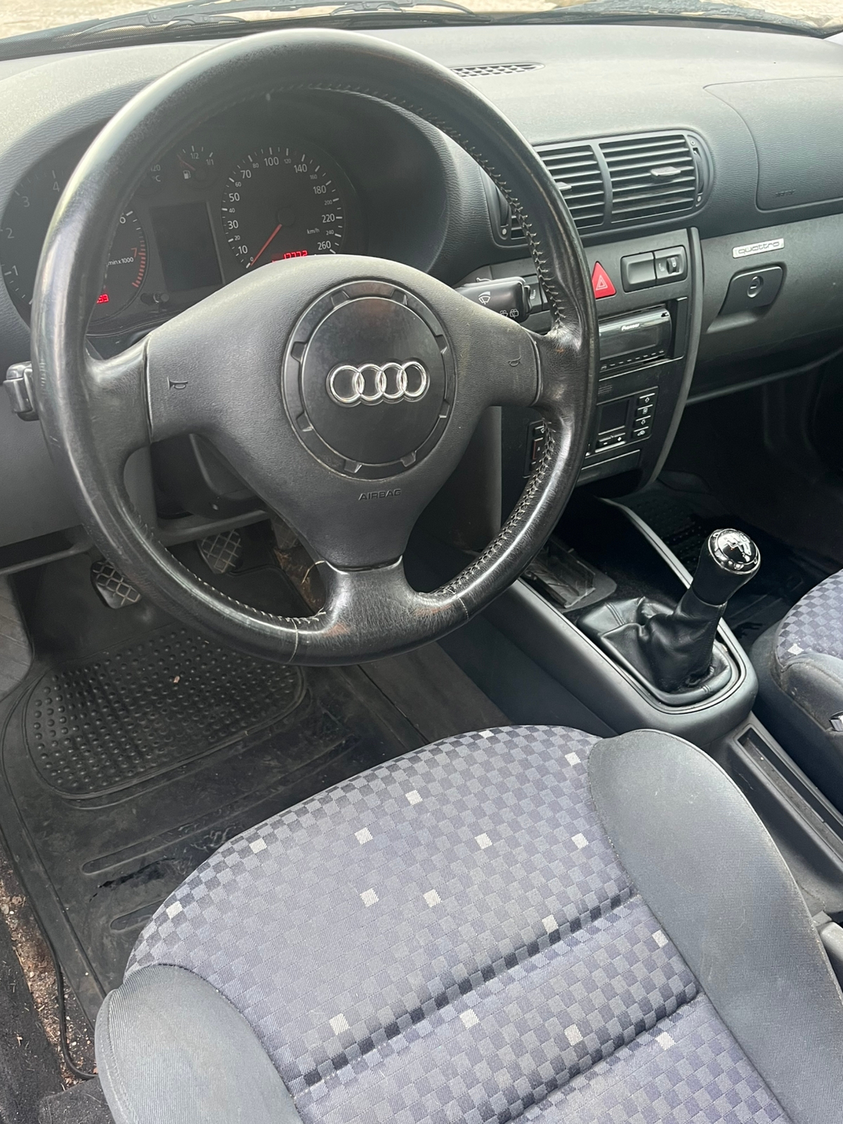 Audi A3 2000, photo 3/8