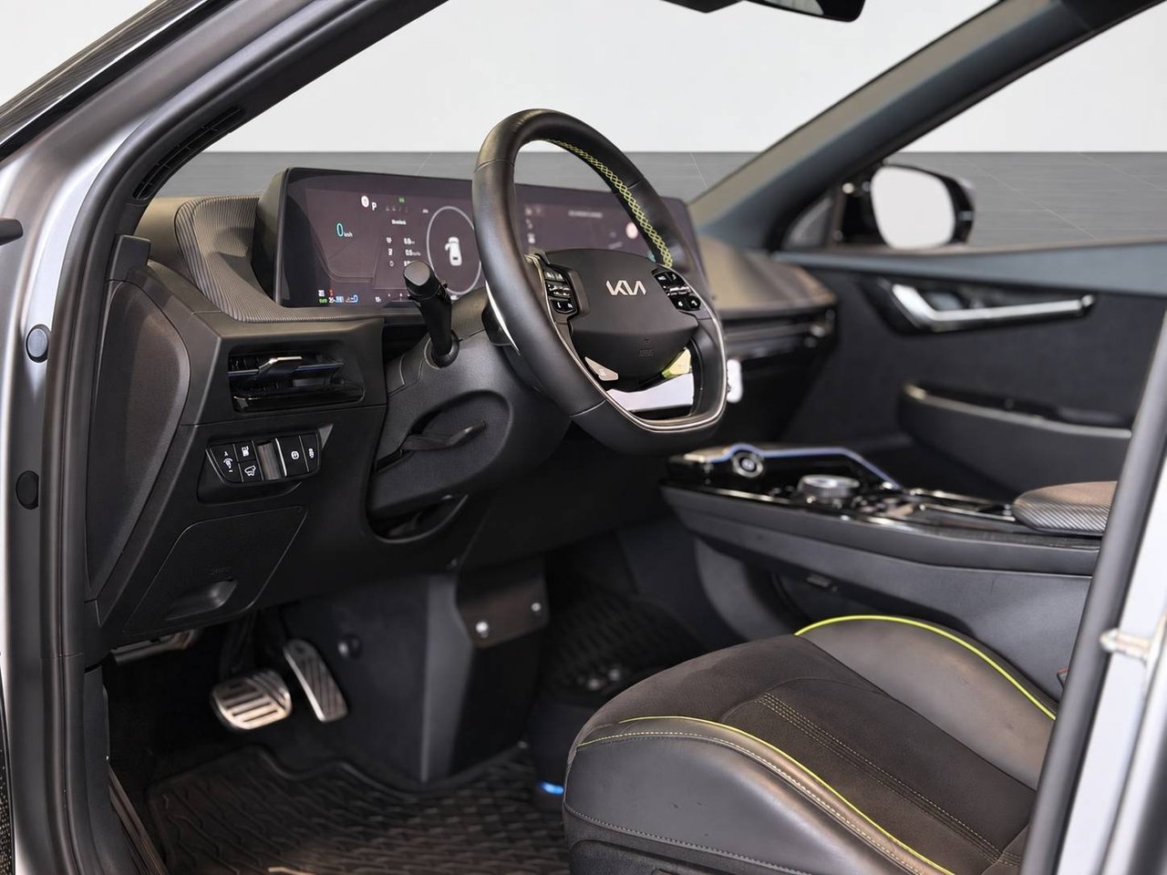 Kia EV6 2023, bild 4/28