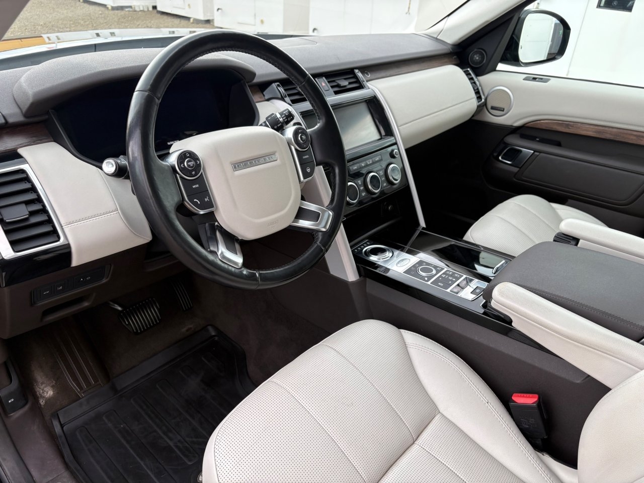 Land Rover Discovery 2018, bild 5/10