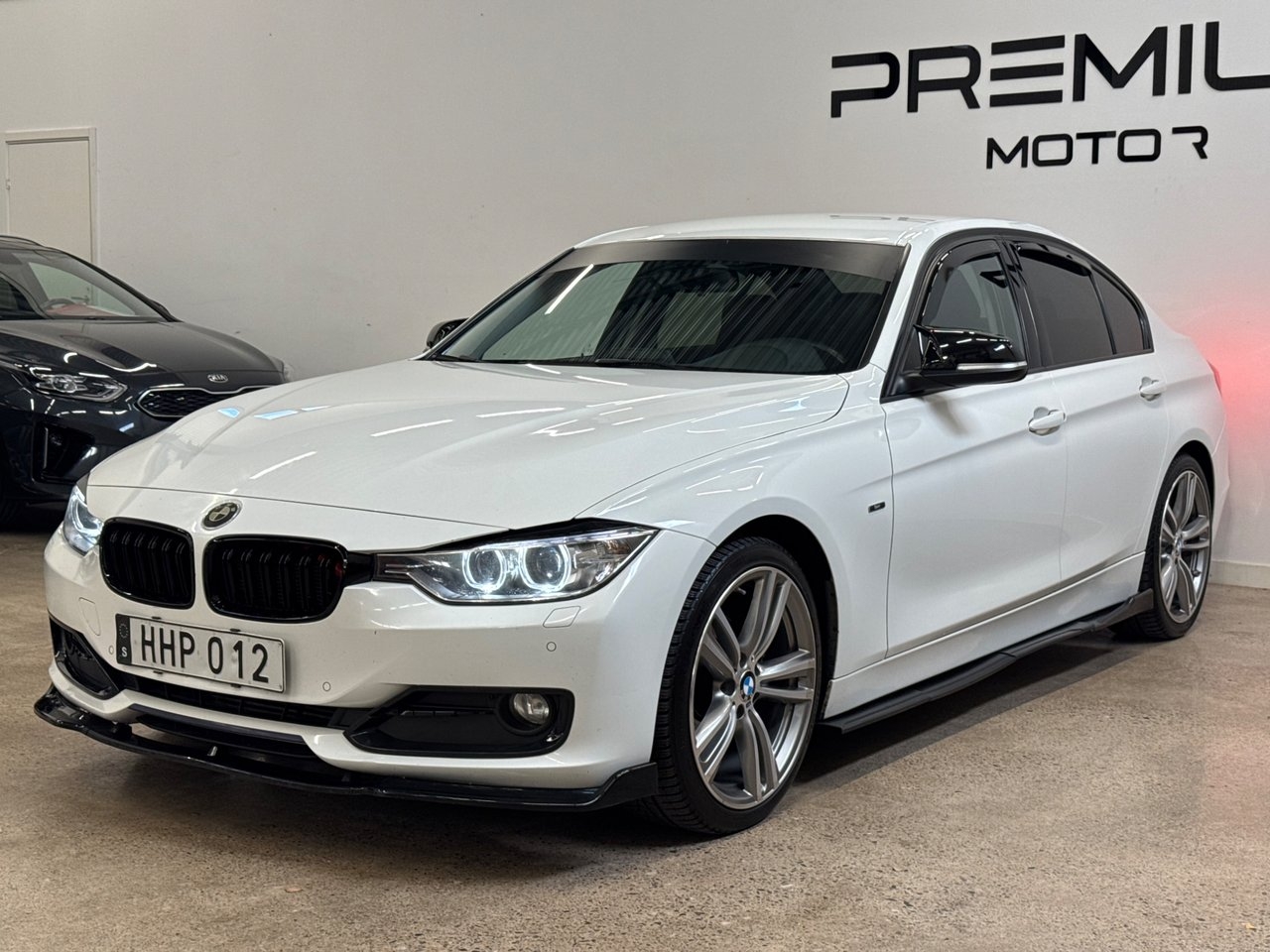 BMW 320 2015, bild 4/10