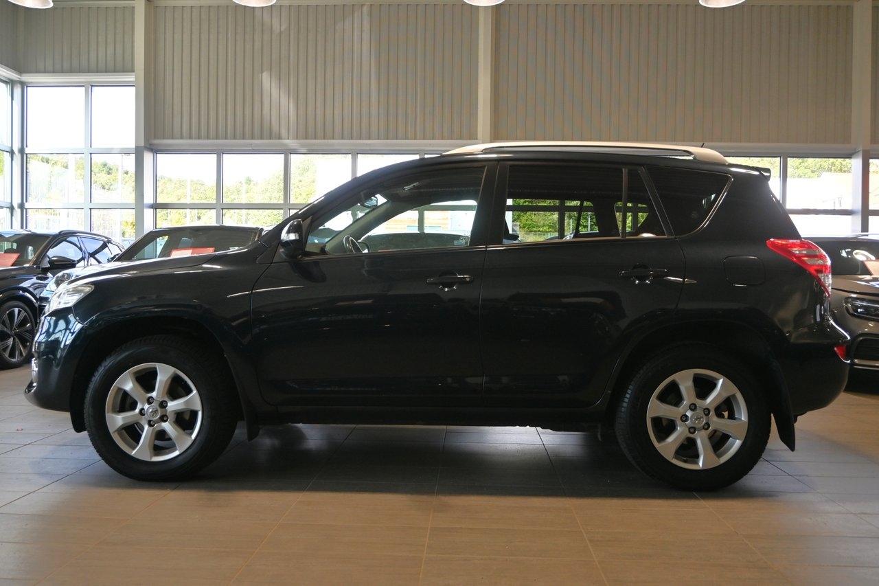 Toyota RAV4 2010, bild 2/10