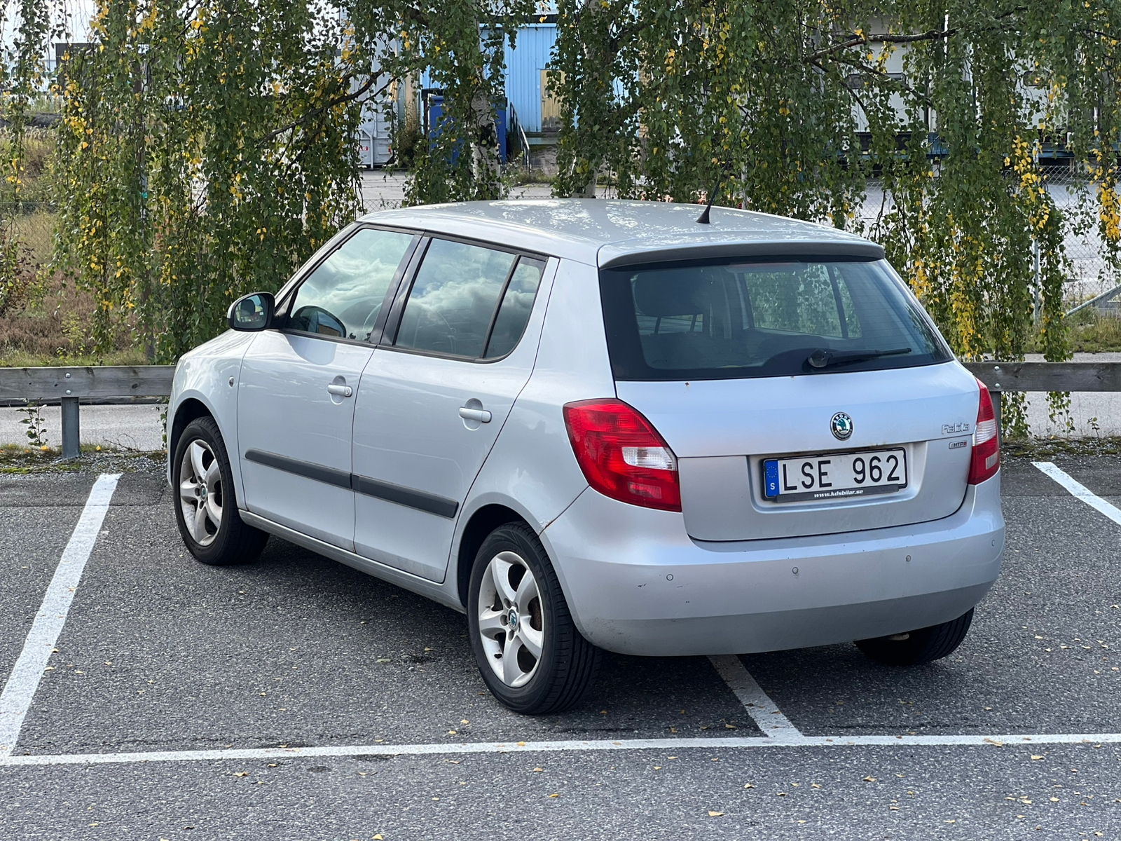 Skoda Fabia 1.2 69hk Manuell i bra skick 2011, bild 3/9