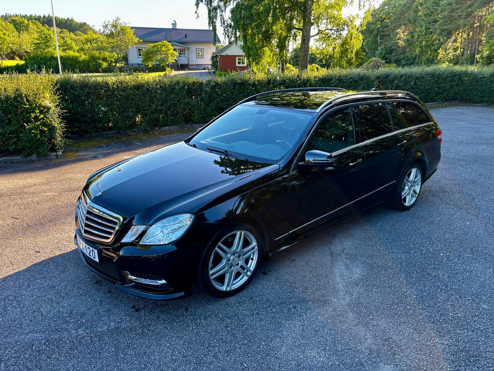 Mercedes-Benz E