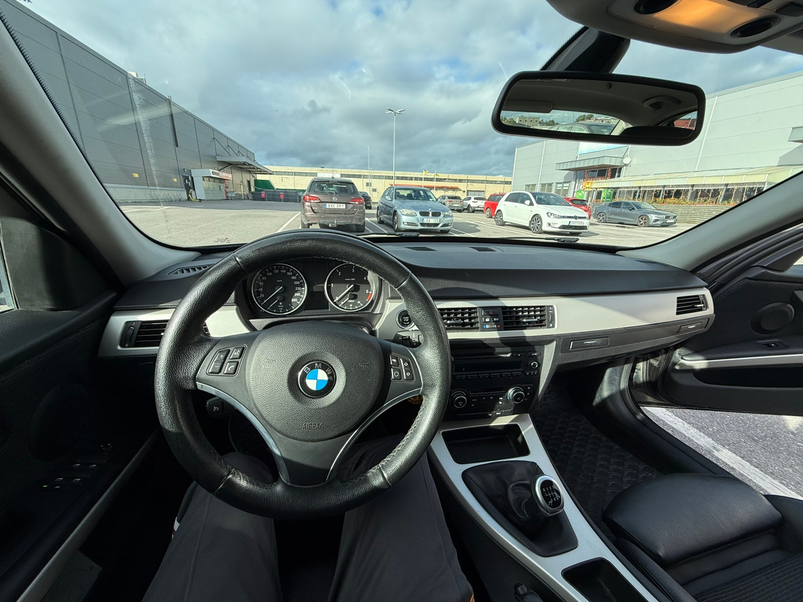 BMW 320 d 2011, bild 7/10