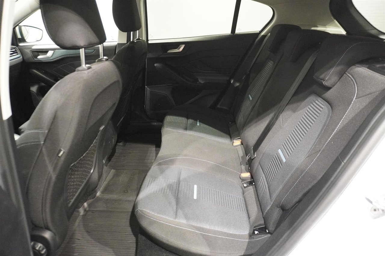 Ford Focus 5d Active 1.0 EcoBoost 2023, kuva 5/10