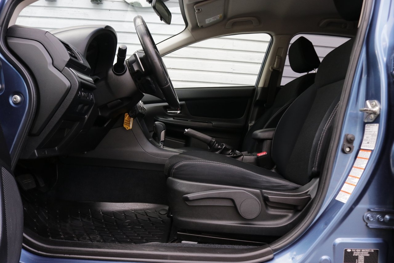 Subaru XV 2.0 4WD Lineartronic 2014, photo 6/10