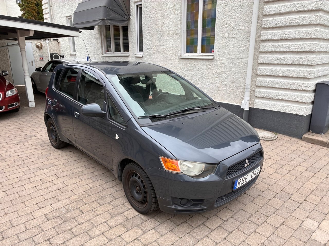 Mitsubishi Colt 5-dörrar 1.3 95HK MIVEC 2009, photo 4/10