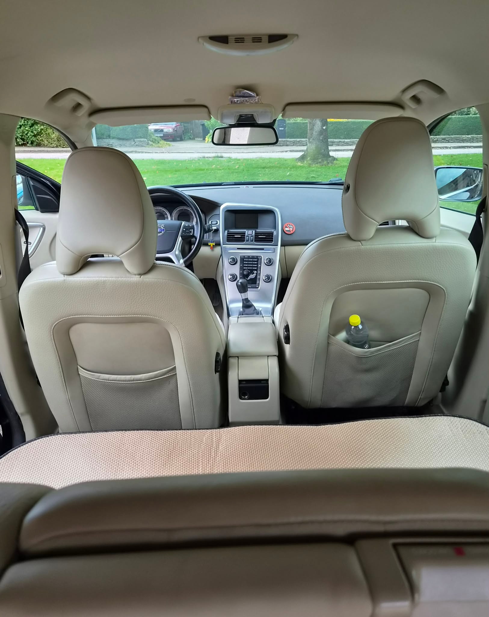 Volvo XC60 D3 AWD Manuell 2012, bild 5/8