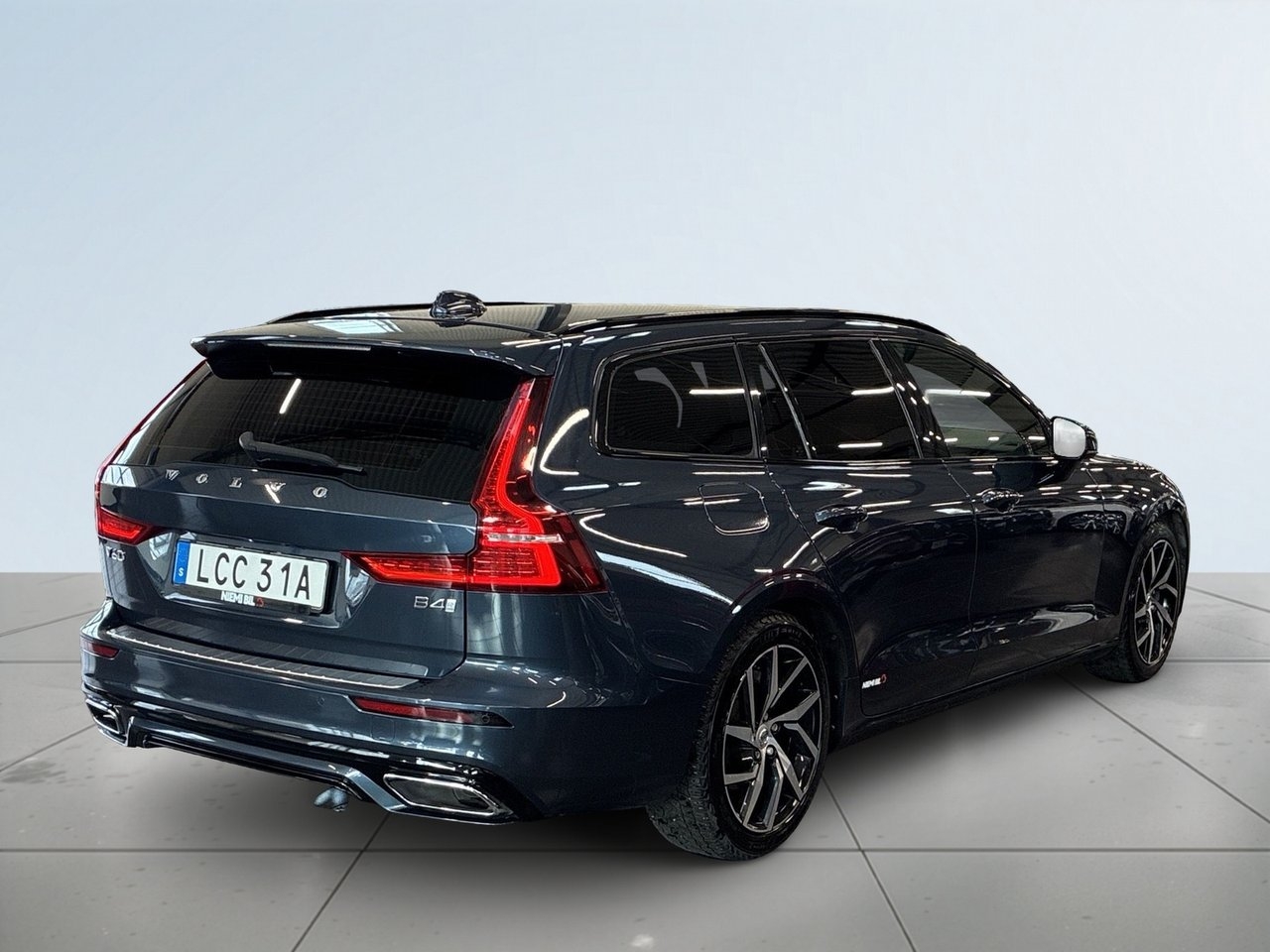Volvo V60 2021, kuva 6/10