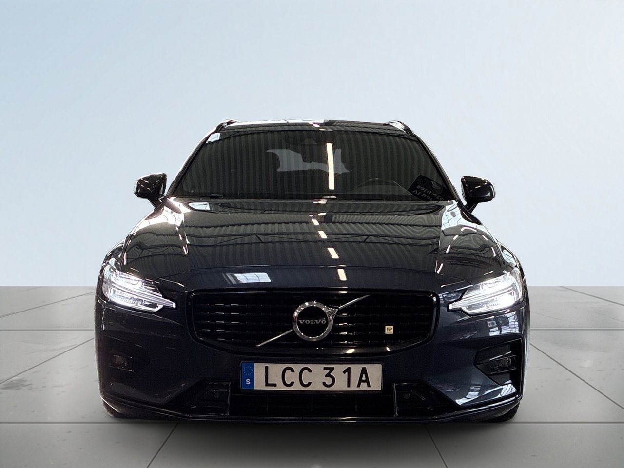 Volvo V60 2021, kuva 2/10