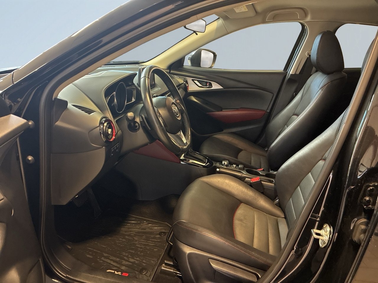 Mazda CX-3 2017, kuva 7/18