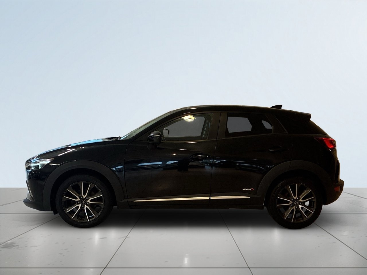 Mazda CX-3 2017, kuva 4/18