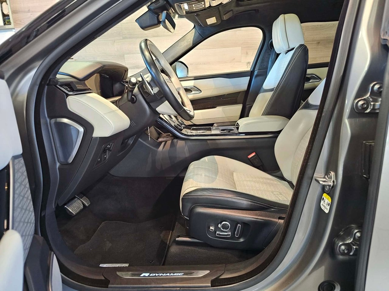 Land Rover Range Rover Velar 2018, bild 5/10