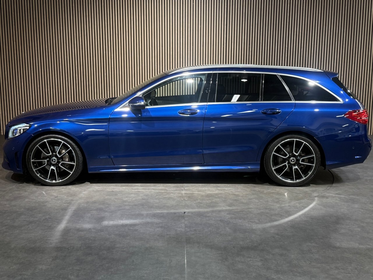 Mercedes-Benz C 220 d 2019, bild 7/10