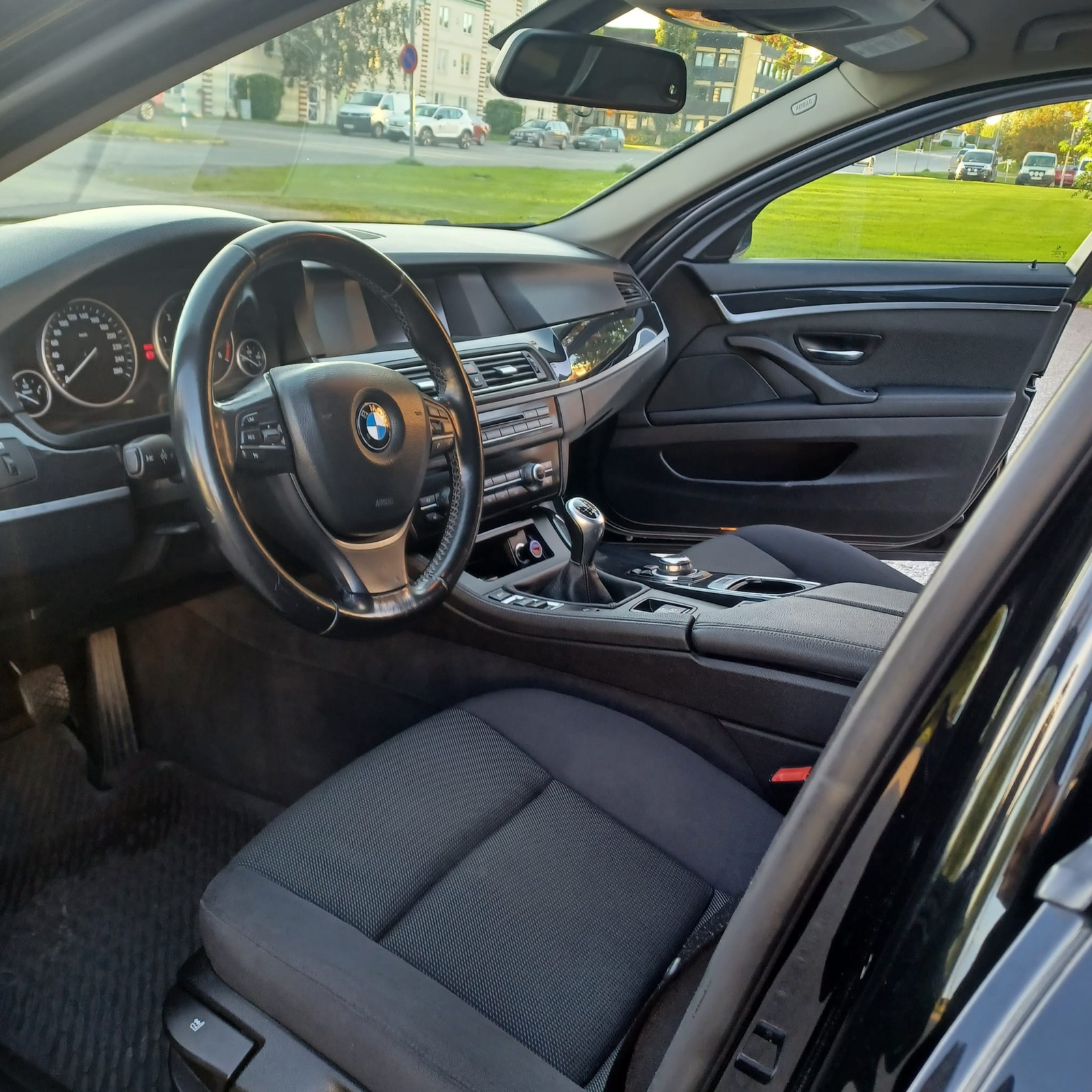 BMW 520 d Touring Manuell 2013, kuva 6/7