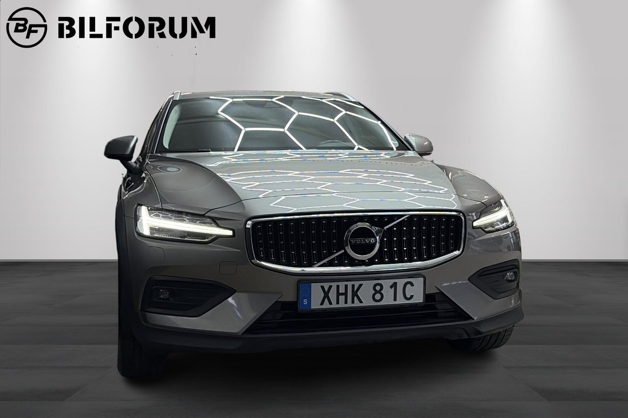 Volvo V60 Cross Country 2020, bild 3/10
