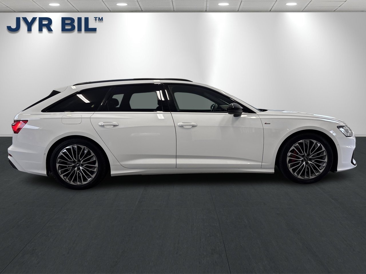 Audi A6 2021, bild 2/10