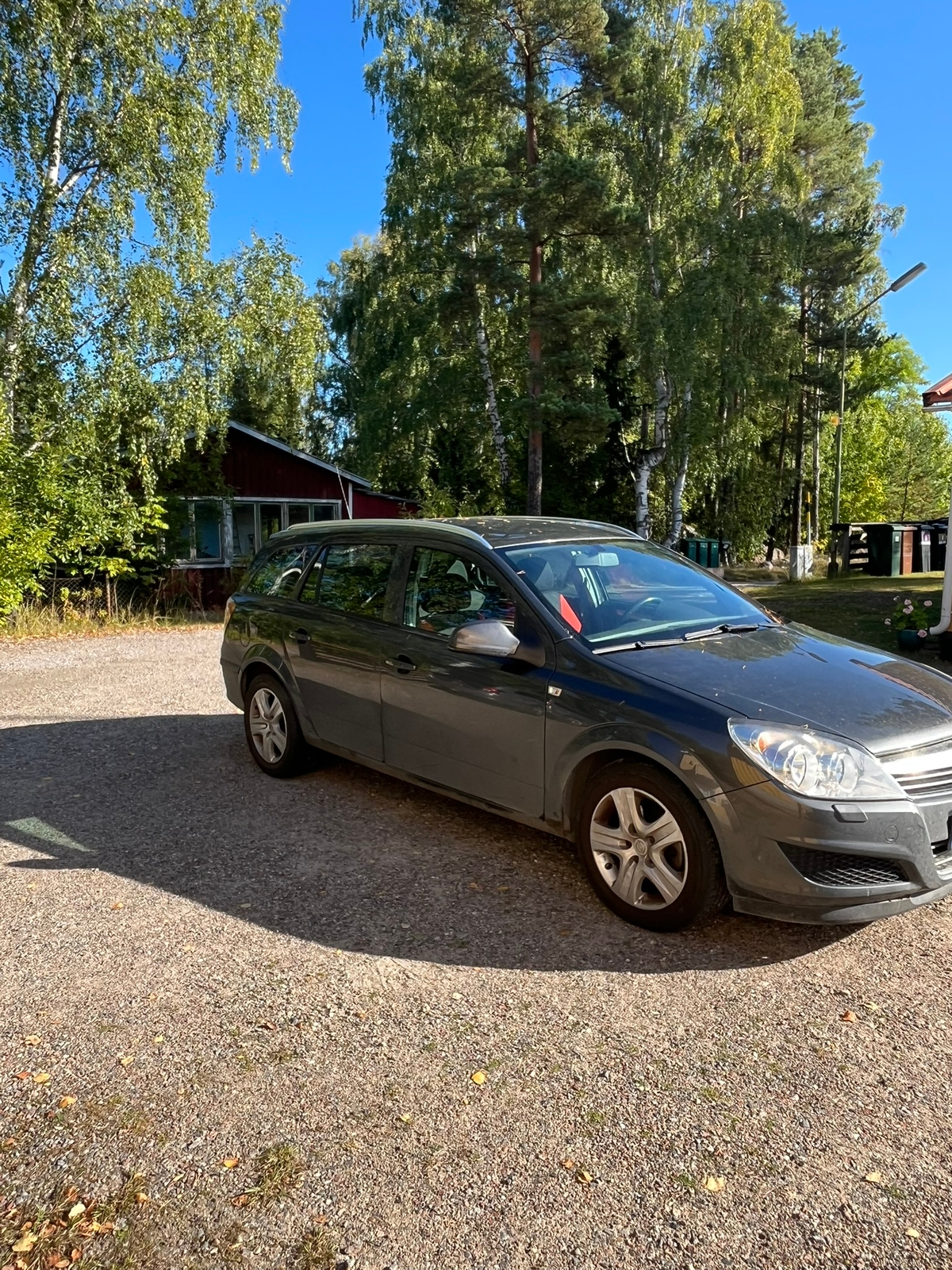 Opel Astra Caravan 1.6 ECOTEC Manuell 2010, bild 3/8
