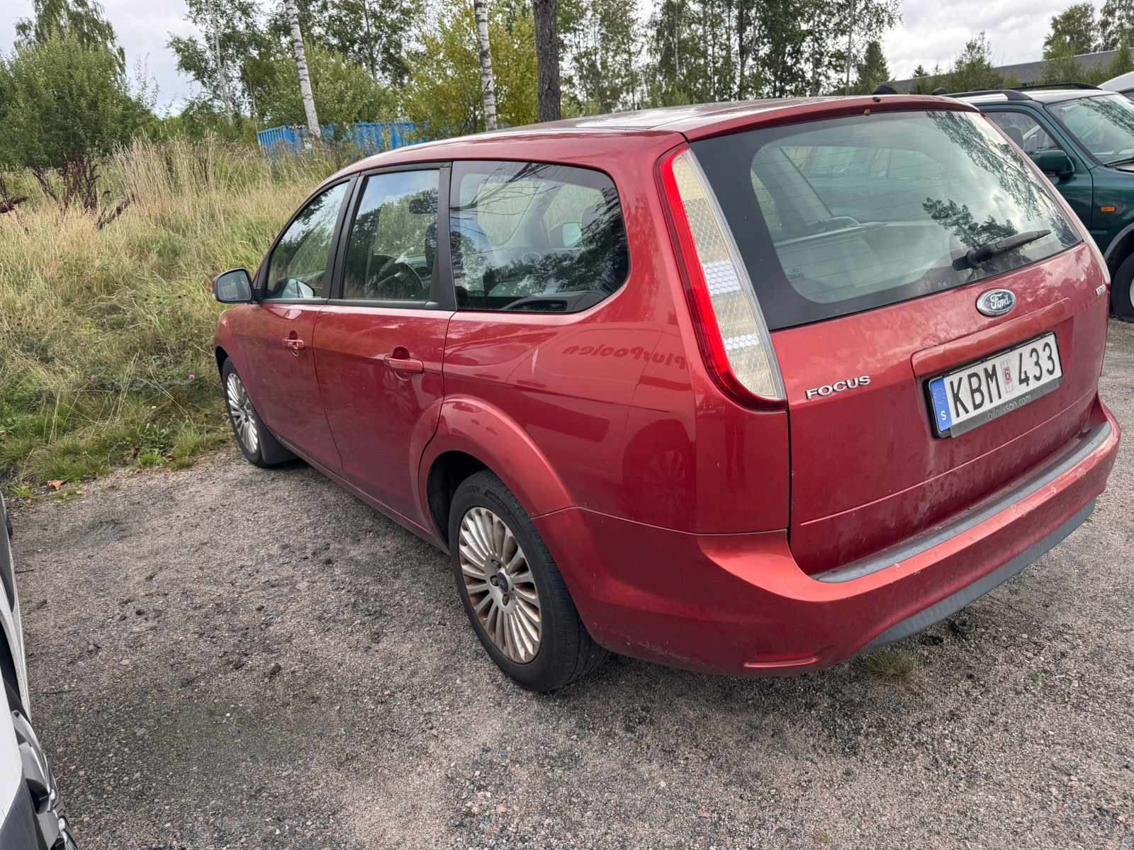 Ford Focus Kombi 1.6 TDCi Manuell 2010, bild 3/4