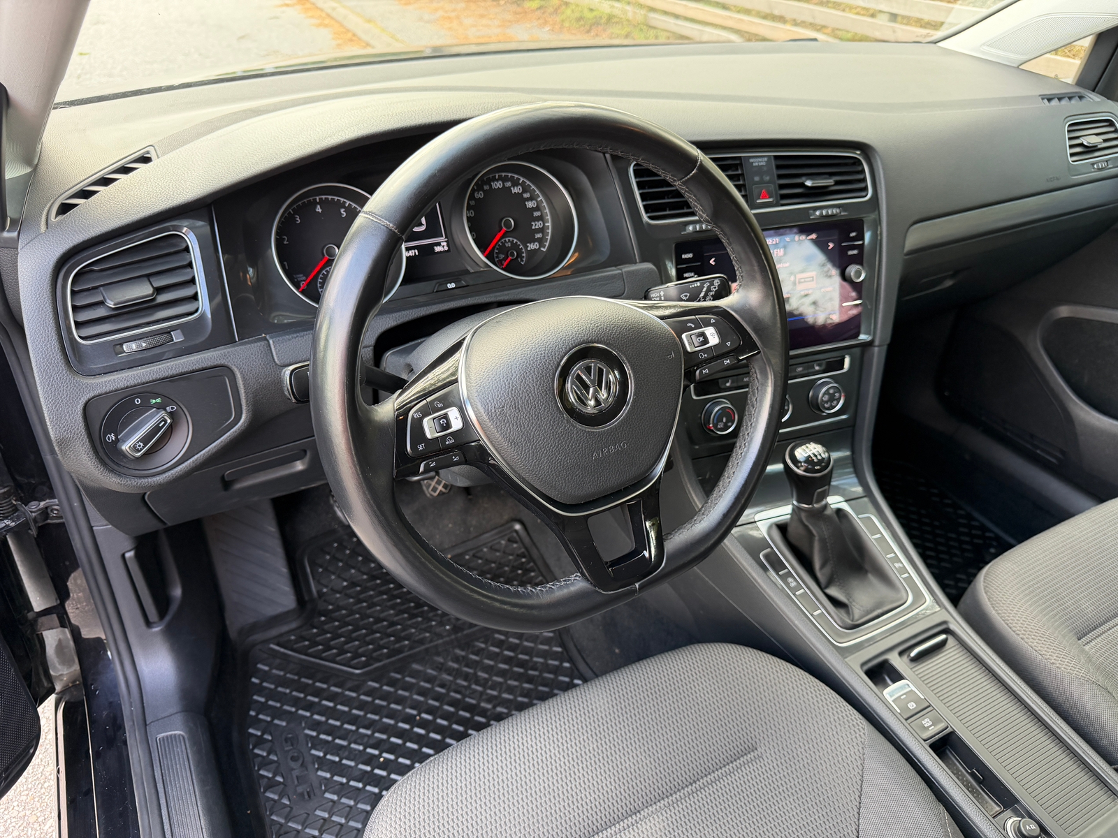 Volkswagen Golf 2018, bild 5/10
