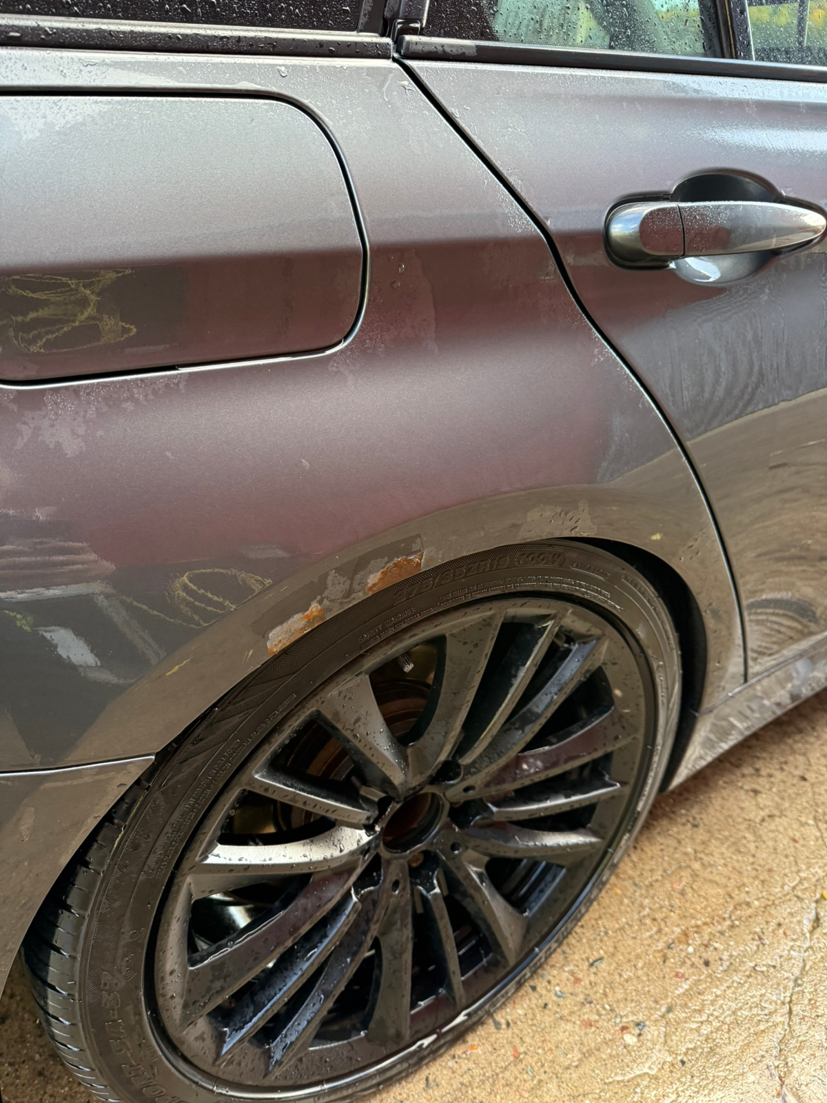 BMW 320 d Touring Steptronic 2013, photo 6/6