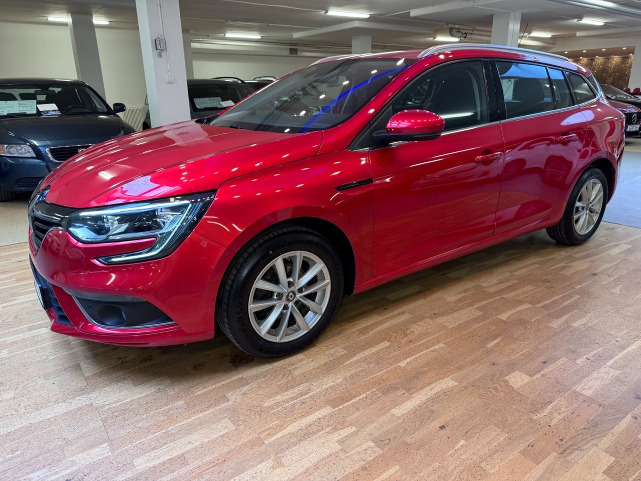 Renault Megane 2017, bild 2/10