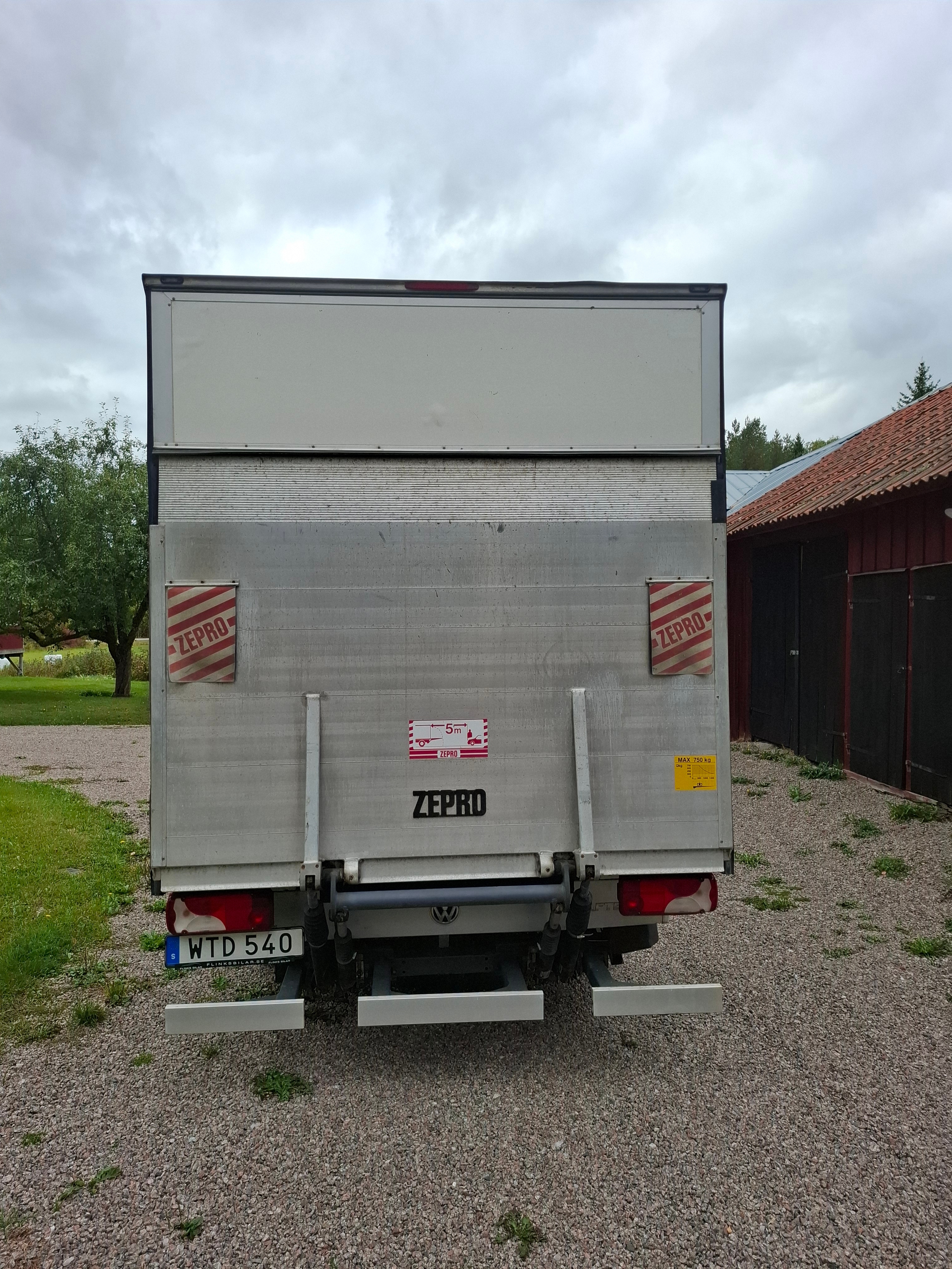 Volkswagen Crafter 2016, photo 4/6