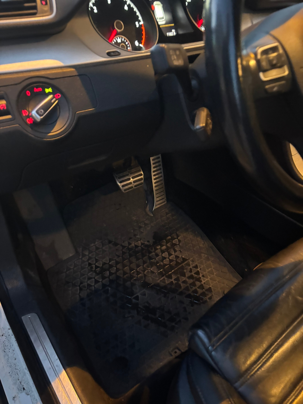 Volkswagen Passat 2015, bild 6/19