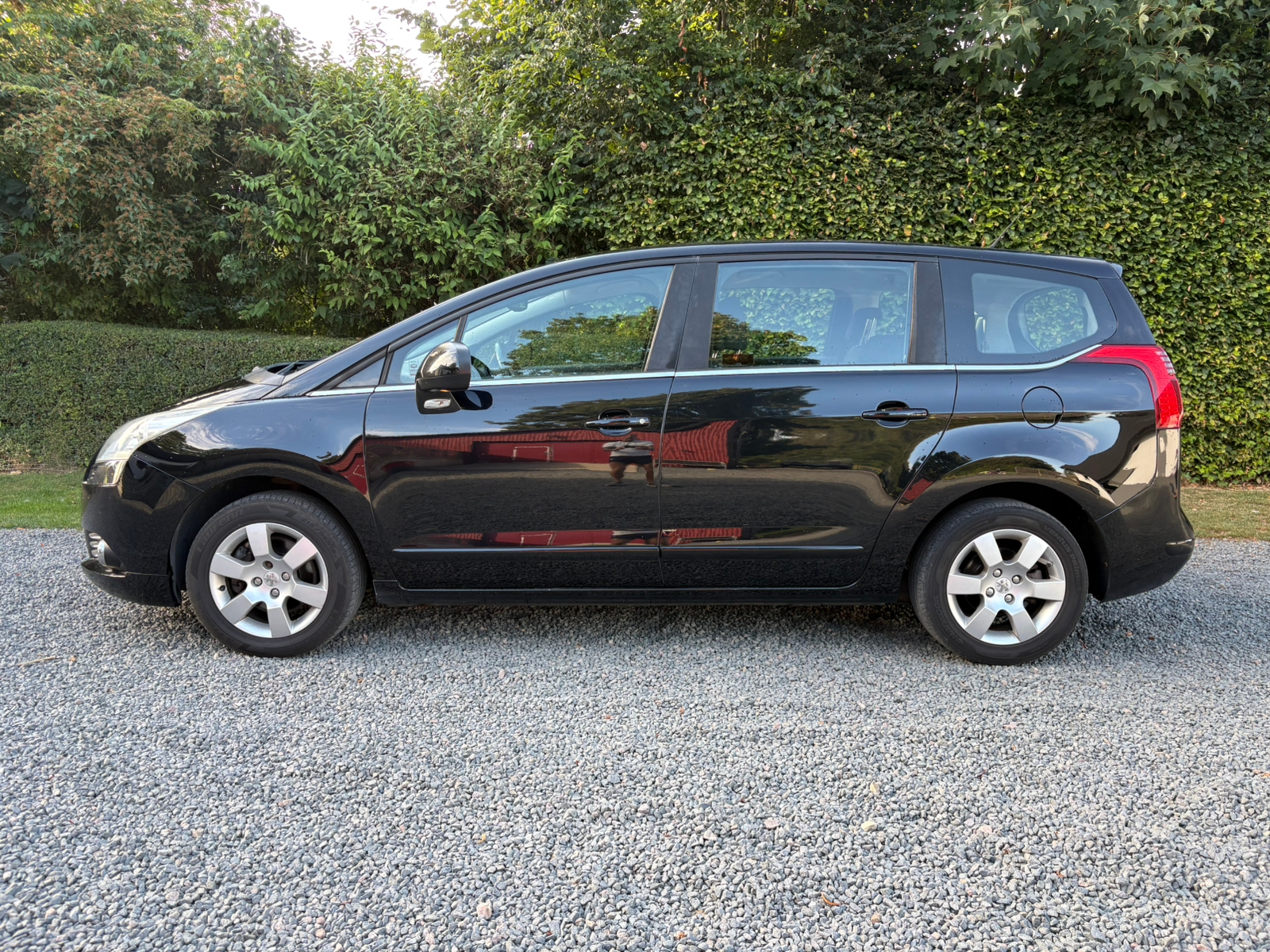 Peugeot 5008 2009, bild 2/7