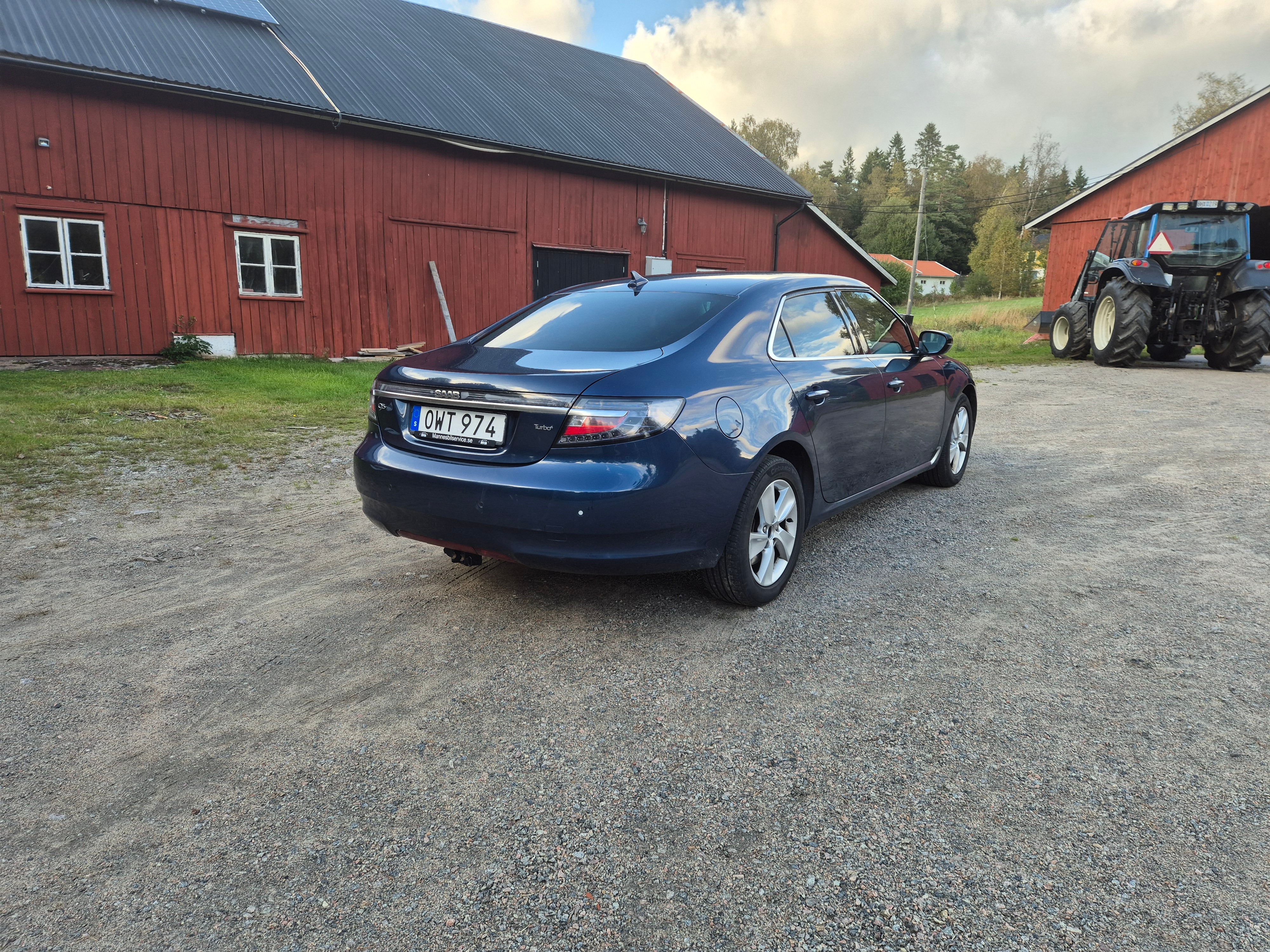 Saab 9-5 SportSedan 2.0 T Manuell 2010, bild 2/12