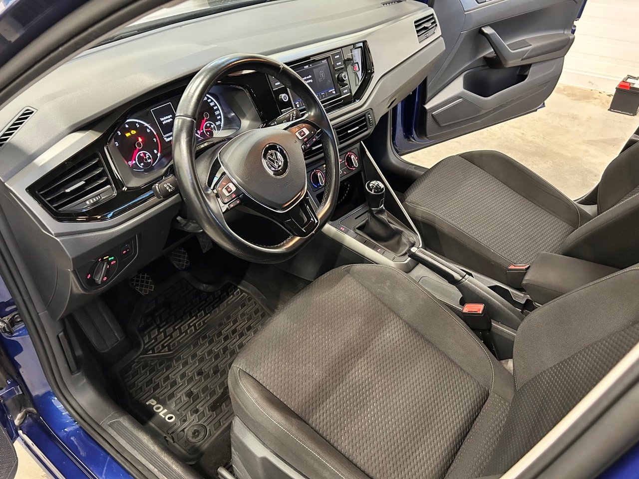 Volkswagen Polo 1.0 TSI Base Euro 6 2018, bild 6/10