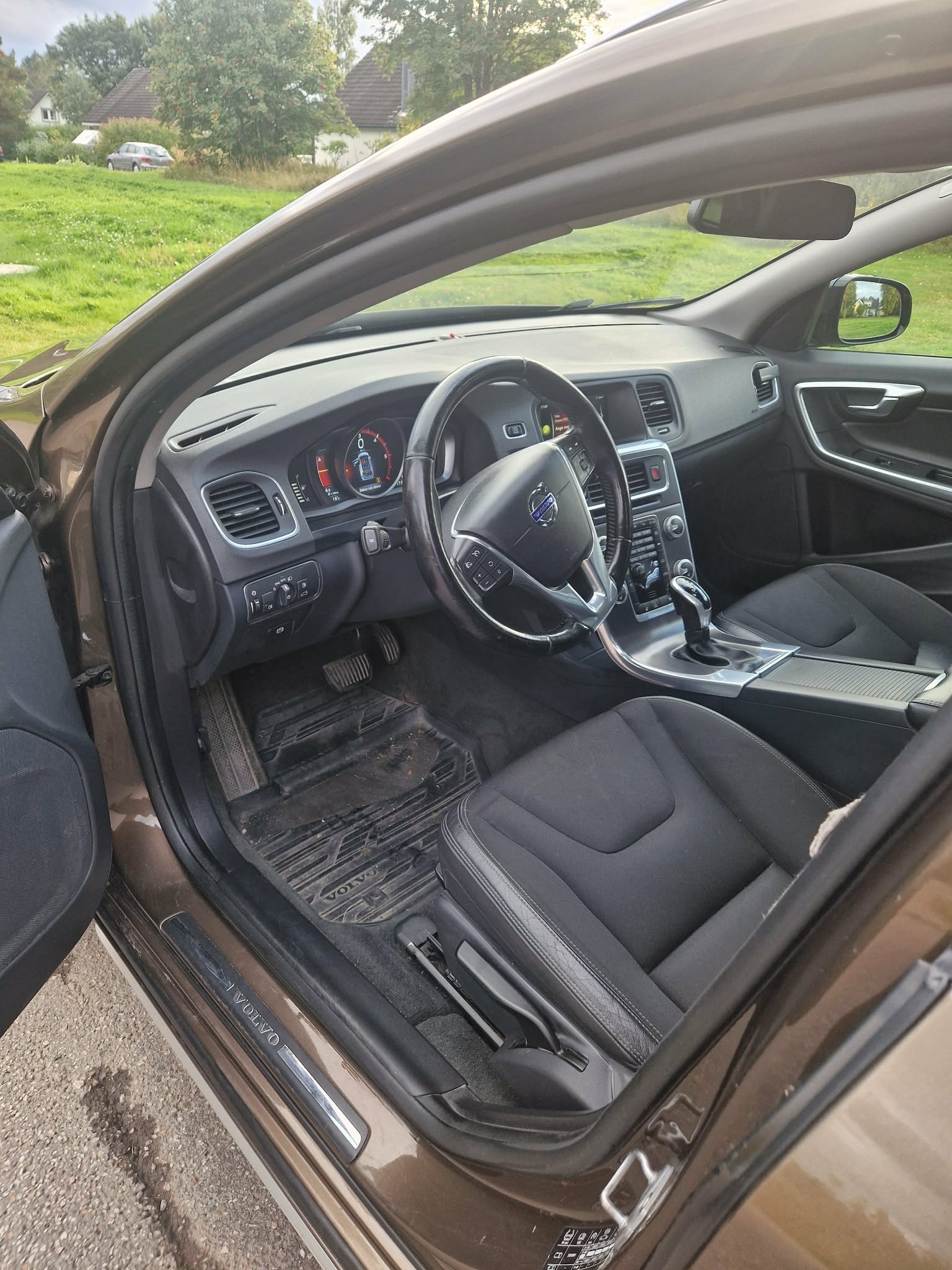 Volvo V60 Cross Country 2016, kuva 6/6