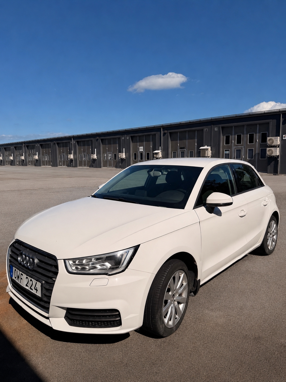 Audi A1 Sportback 1.0 TFSI Manuell 2016, kuva 2/8