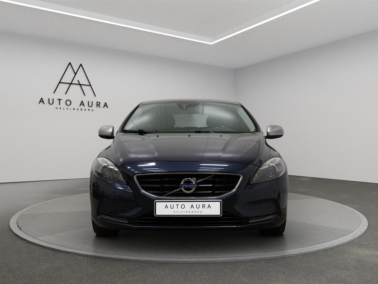 Volvo V40 D2 115Hk Summum 2013, bild 2/10