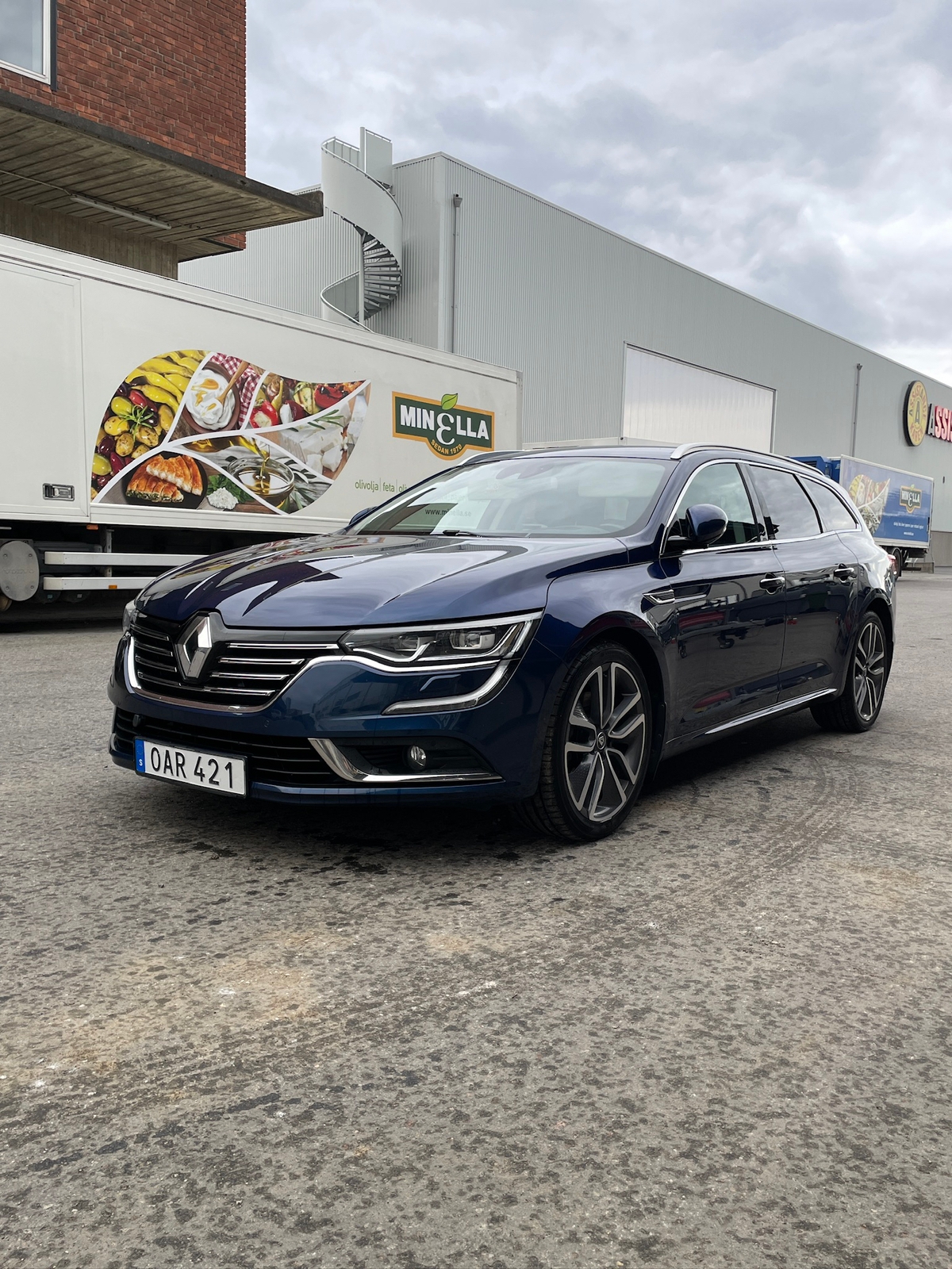 Renault Talisman Grandtour 1.6 dCi EDC 2016, bild 2/5