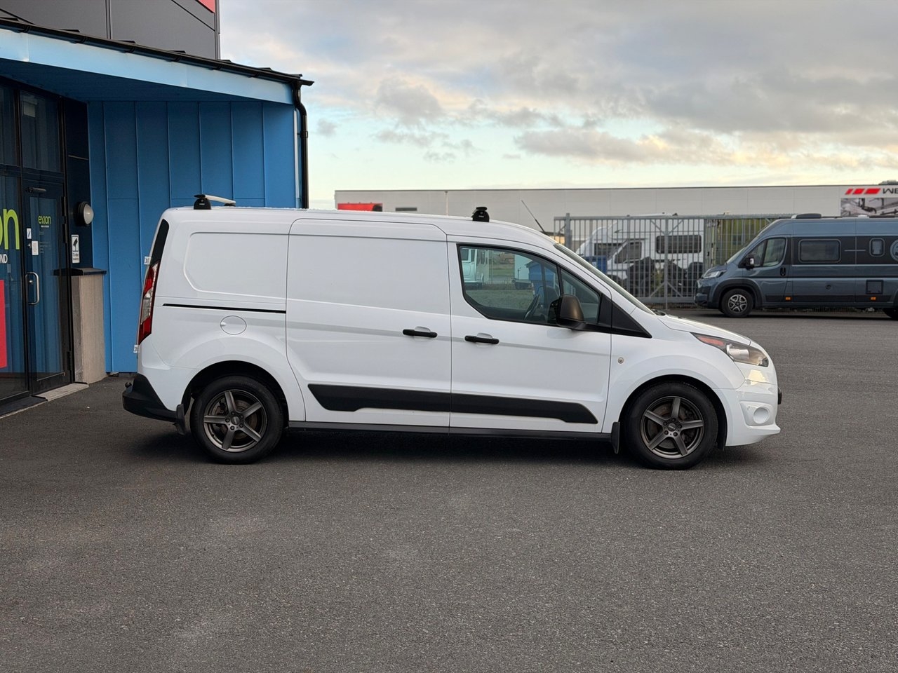 Ford Transit Connect LWB Automat 2018, bild 2/10