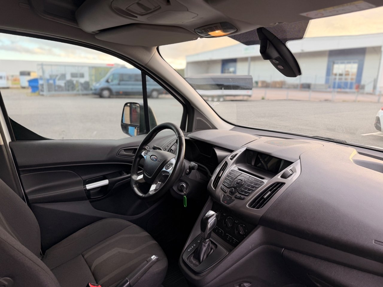 Ford Transit Connect LWB Automat 2018, bild 7/10