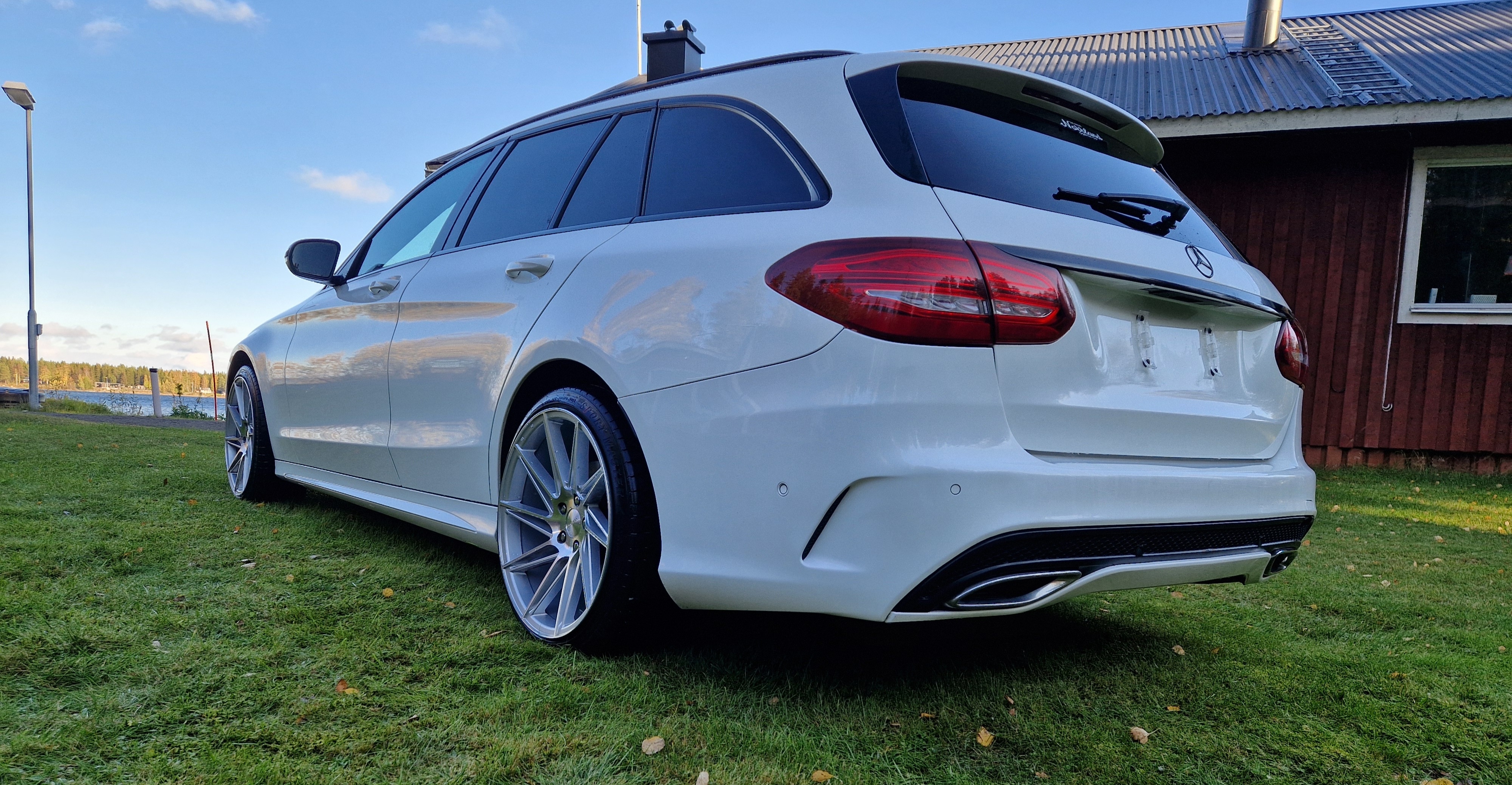 Mercedes-Benz C 220 4MATIC 9G-Tronic 2016, kuva 3/3