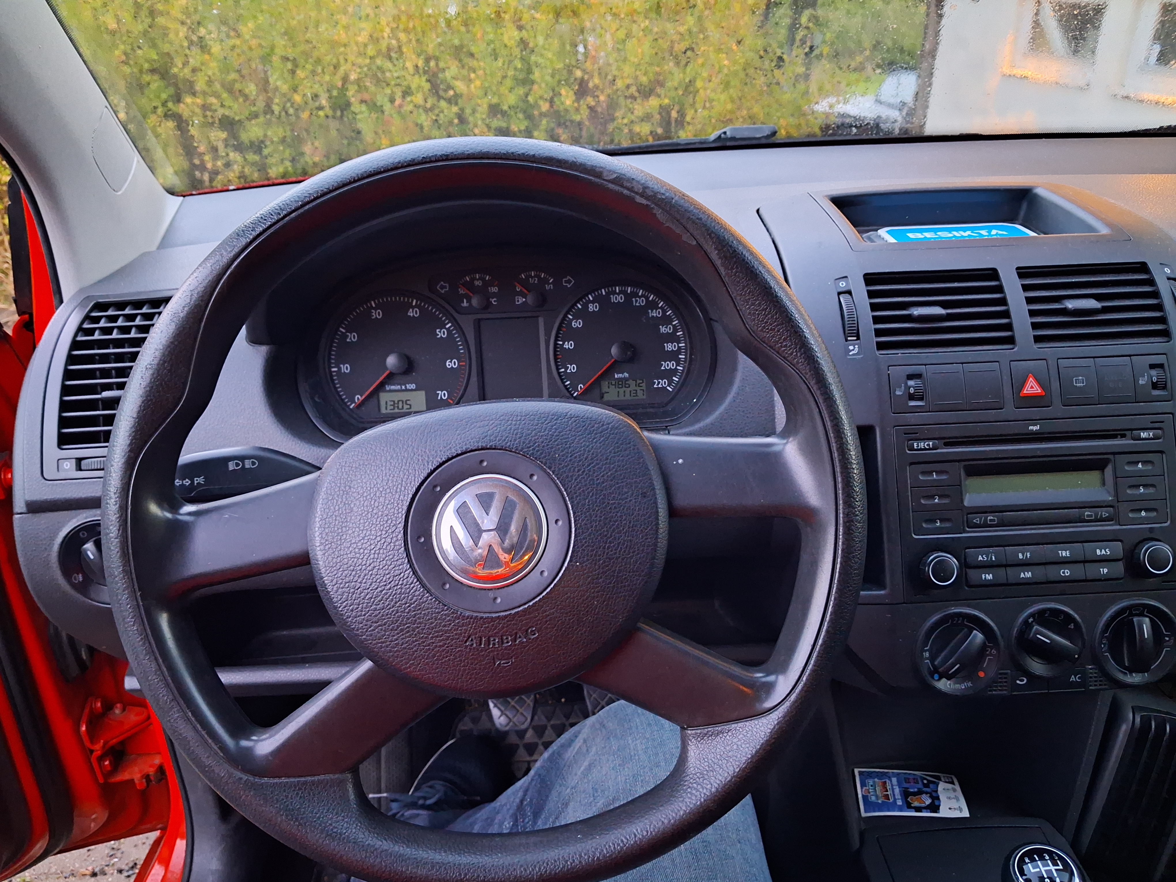 Volkswagen Polo 5-dörrar 1.2 Manuell 2007, bild 4/4