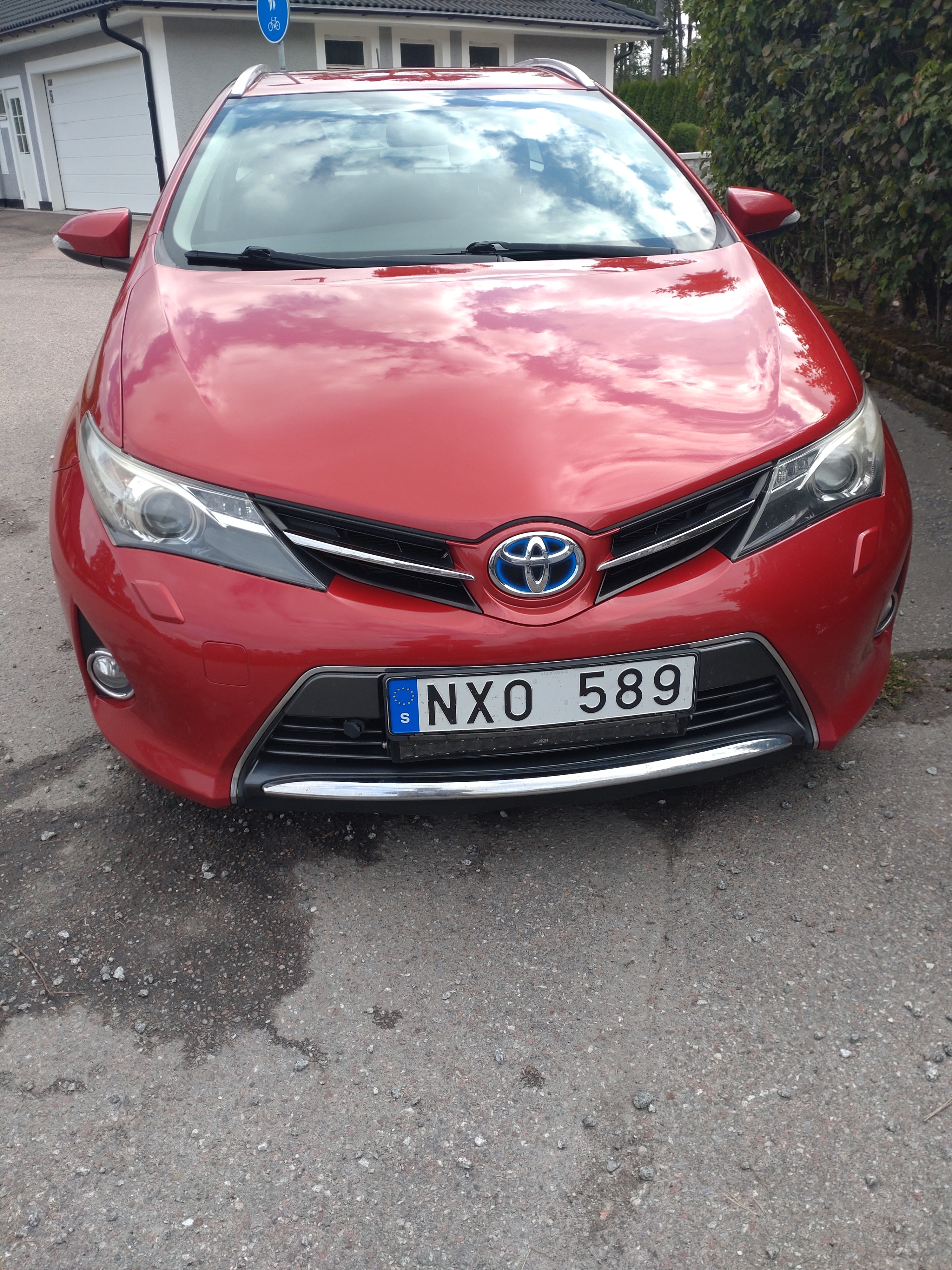 Toyota Auris Touring Sports Hybrid e-CVT 2013, bild 8/8
