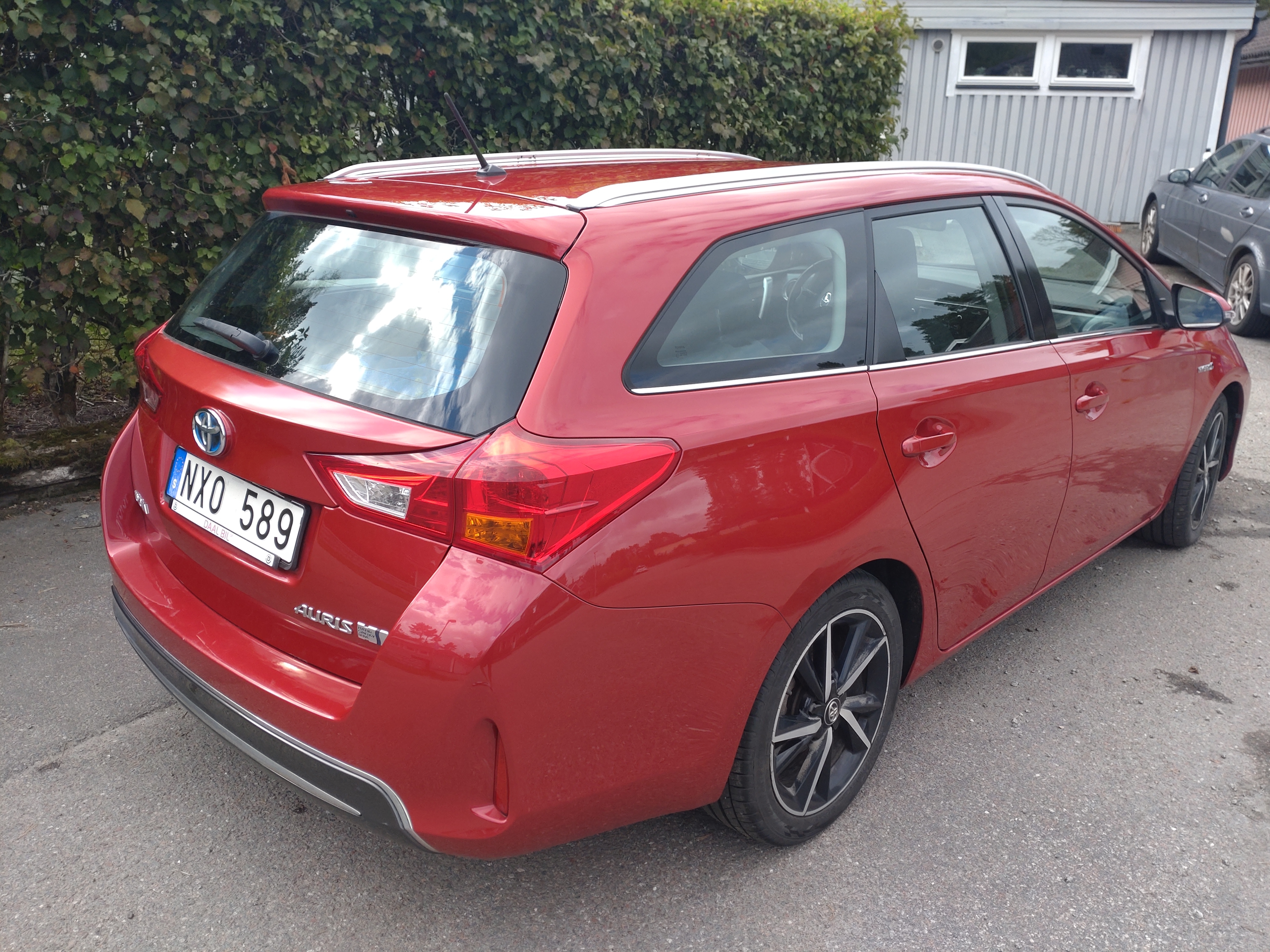 Toyota Auris Touring Sports Hybrid e-CVT 2013, bild 3/8