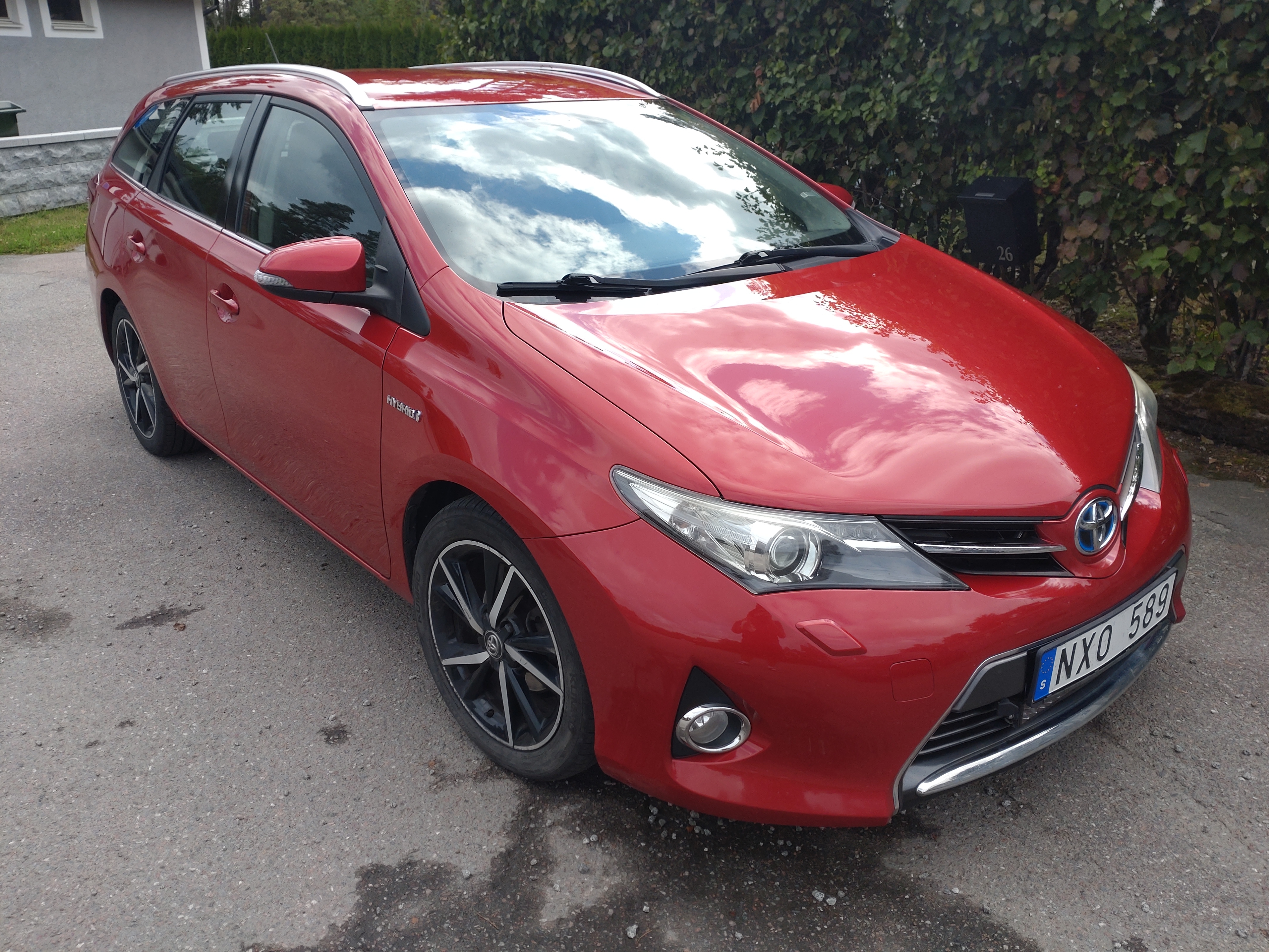 Toyota Auris Touring Sports Hybrid e-CVT 2013, bild 5/8