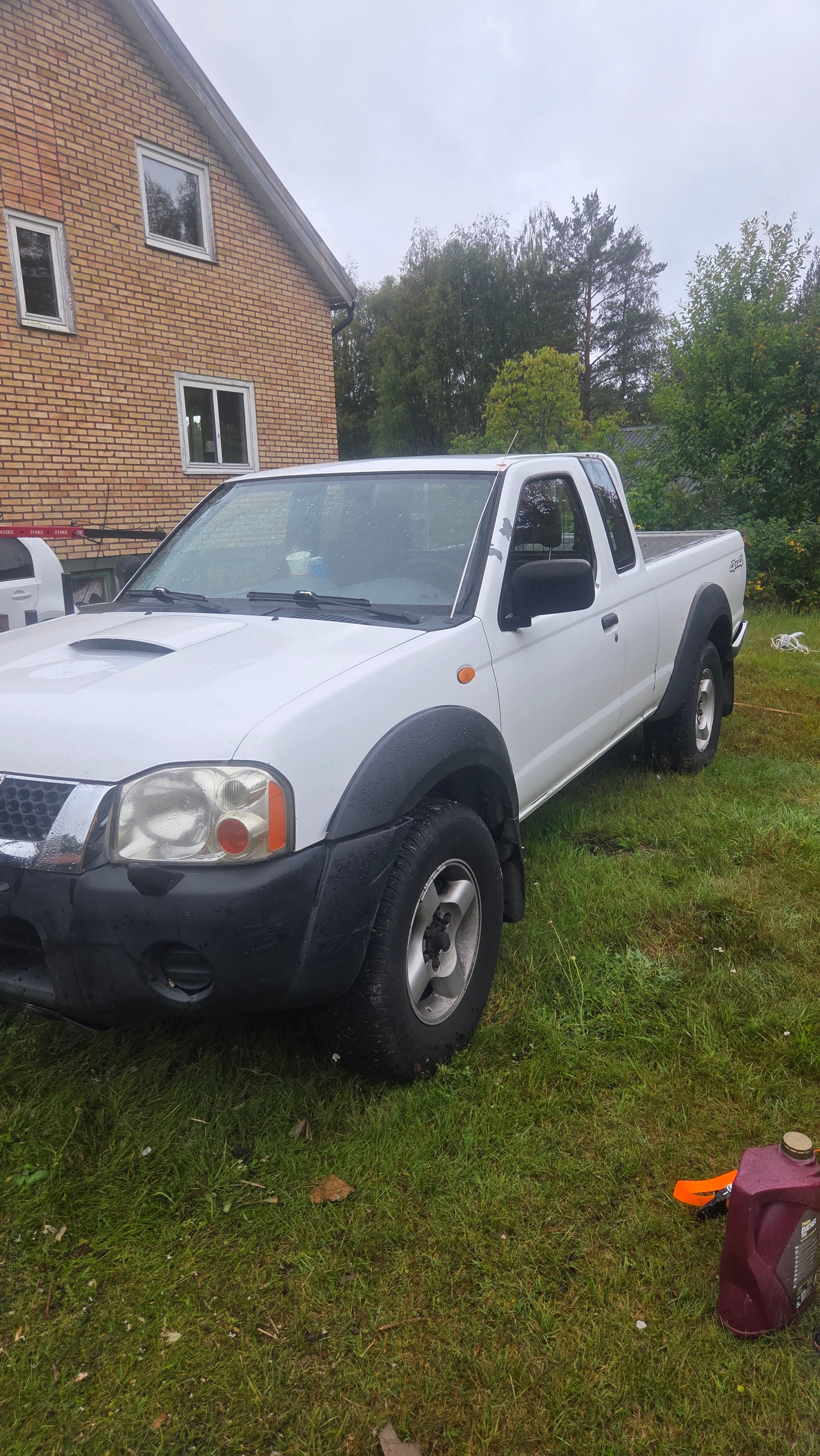 Nissan NP300